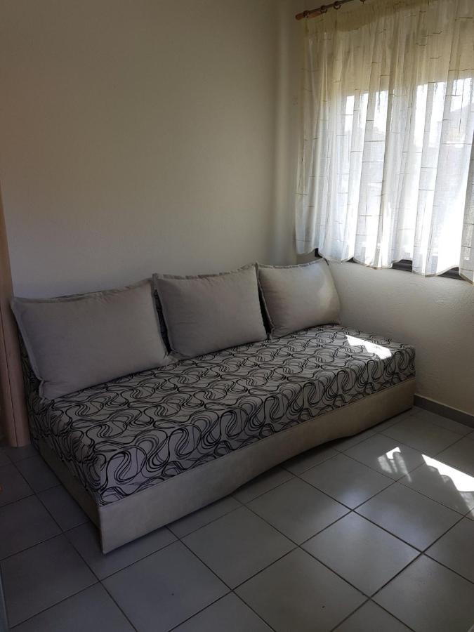 Lemon Flowers Apartments Неа-Скіоні Екстер'єр фото
