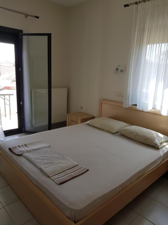 Lemon Flowers Apartments Неа-Скіоні Екстер'єр фото