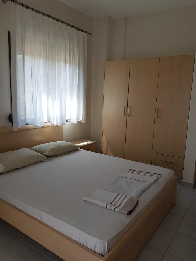 Lemon Flowers Apartments Неа-Скіоні Екстер'єр фото